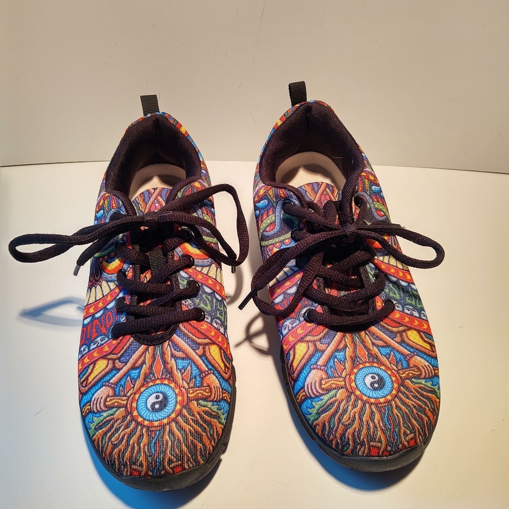Unisex Yin and Yang Casual Shoes. Lace up